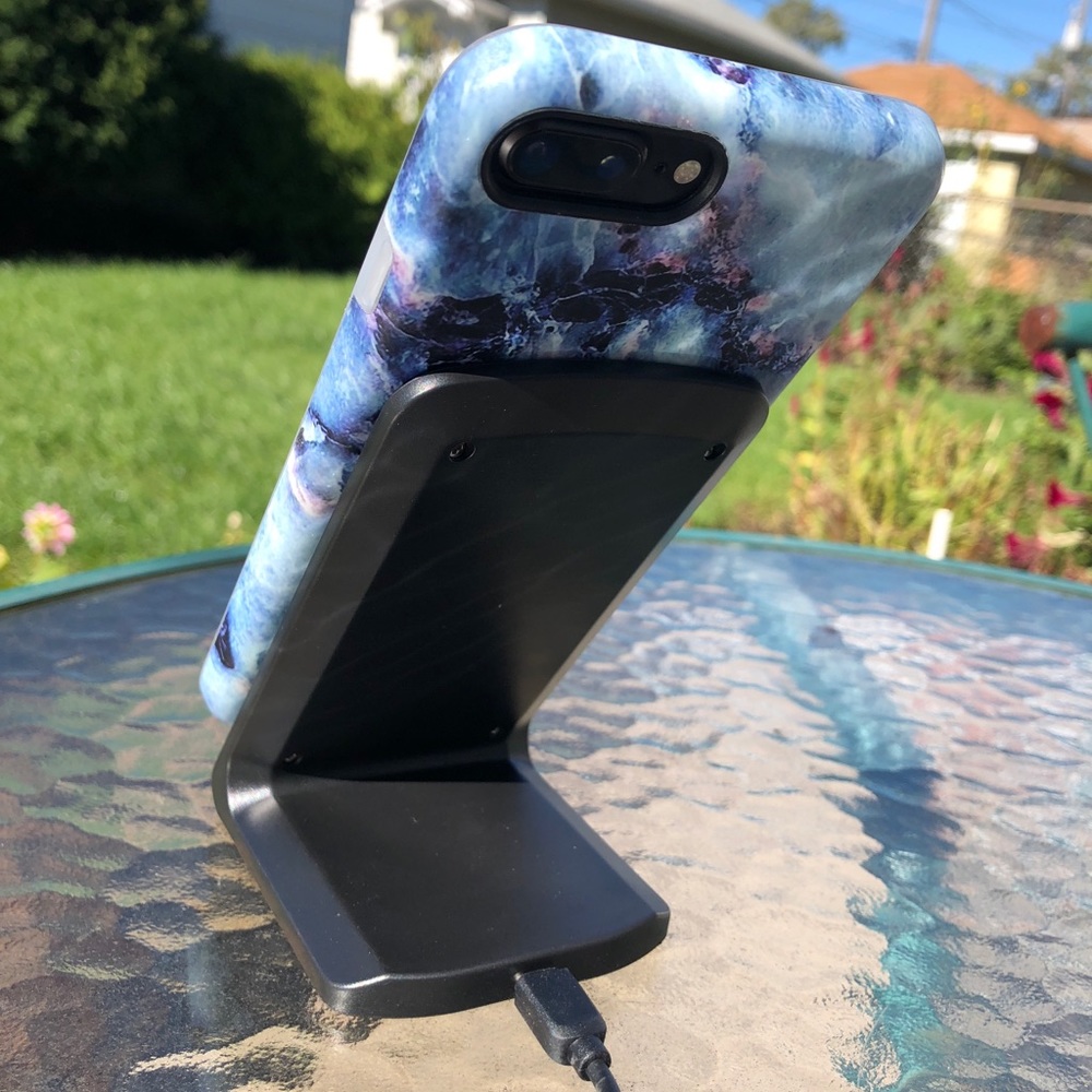 NEW Universal Fast Wireless Charging Stand! iPhone